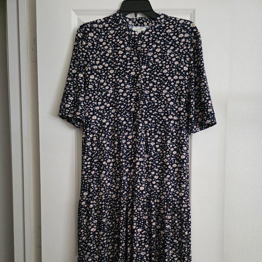 "VINTAGE" STYLE MODEST FLORAL  MAXI DRESS